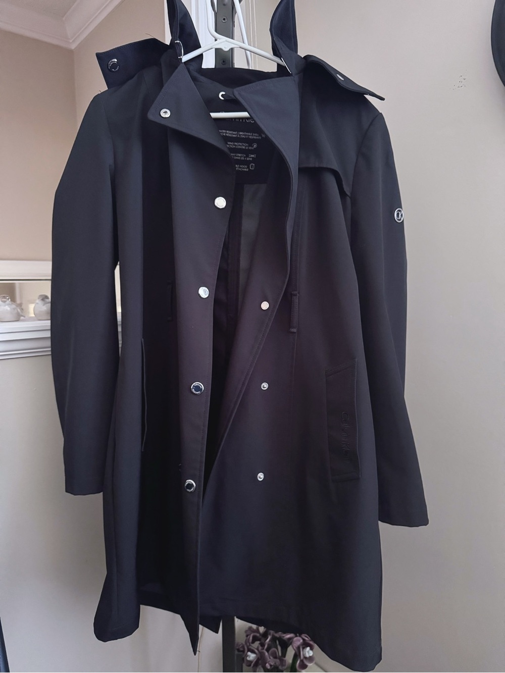 Calvin Klein women's black hooded softshell trench raincoat